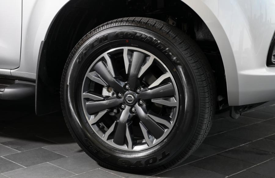 Колеса Nissan Navara ST Dual Cab (D23) 2020 года  (AU) (фото 17 из 24)
